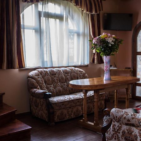 Cottage Shchaslyvyi Yaremche Luaran gambar